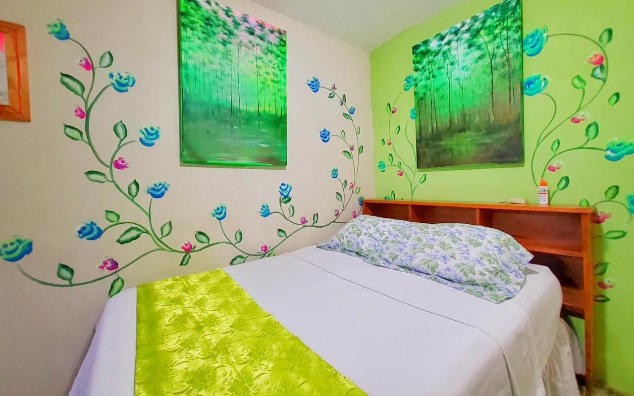 סאן סלבדור Hotel Oasis מראה חיצוני תמונה
